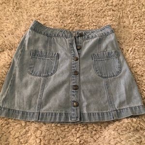 Forever 21 denim button mini skirt